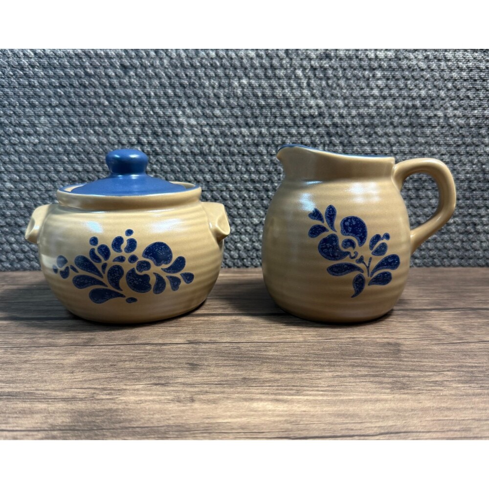 Pfaltzgraff Folk Art Stoneware Creamer and Sugar Set 4.5" Tall